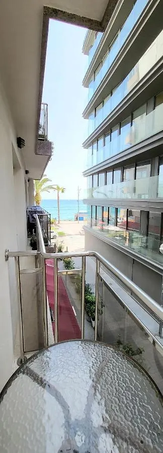 Estudio Soleado 1 يوريت دي مار